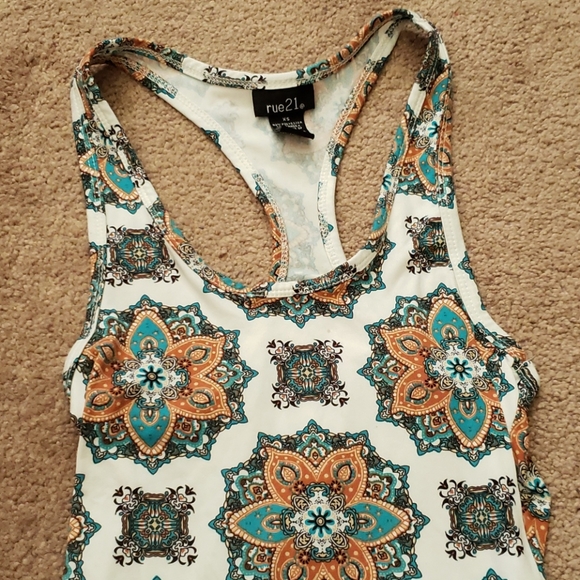 Tank Top - Picture 4 of 4